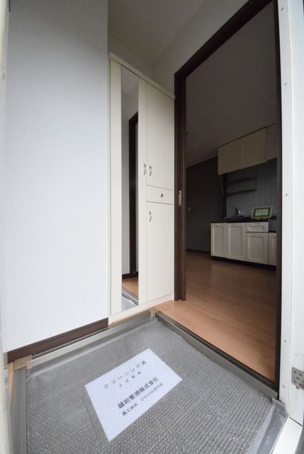 玄関　★お部屋探しは株式会社タウンハウジング東京まで★