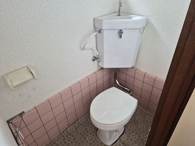 小和田借家のトイレ写真