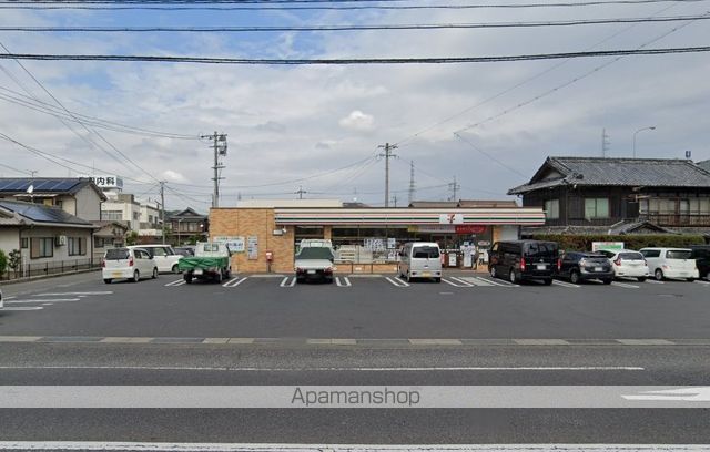 コンビニ　セブンイレブン西大寺中野店（コンビニ）まで858m