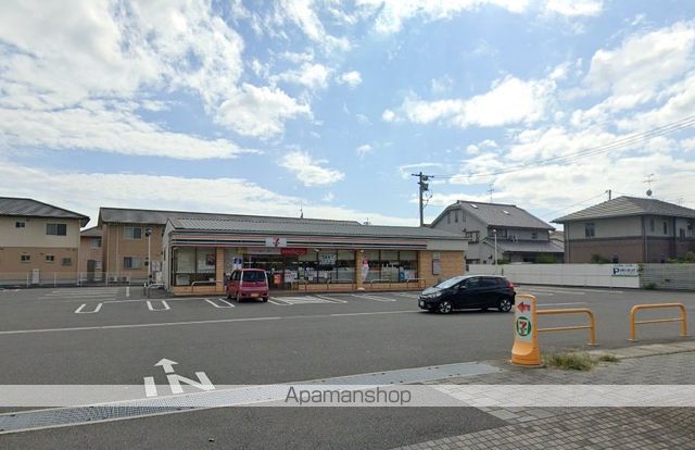 コンビニ　セブンイレブン西大寺松崎店（コンビニ）まで1576m