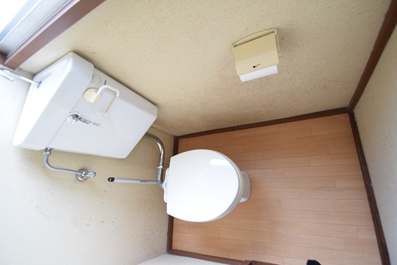 二見アパートのトイレ写真