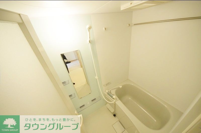 ＪＲ京浜東北線 大船駅 徒歩1分 4階建 築6年の風呂写真