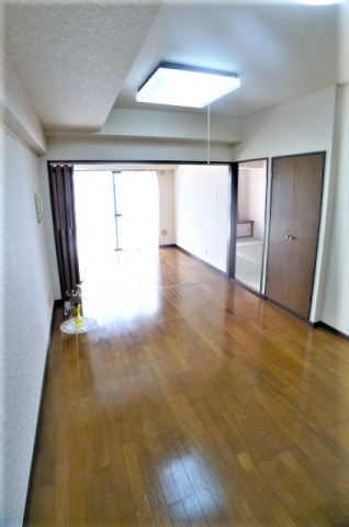 居室・リビング　※他号室のお部屋の写真です