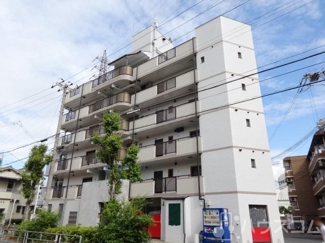 建物外観　オートロック完備のマンションです。