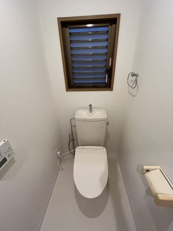 トイレ　トイレもきれいです