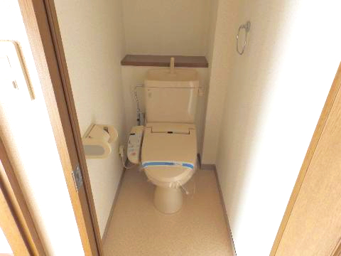 地下鉄桜通線 今池駅 徒歩8分 4階建 築21年のトイレ写真