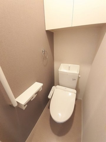 トイレ　シンプルで使いやすいトイレです