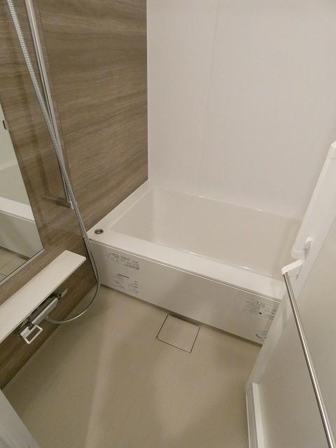 バス・シャワールーム　バス※別部屋参考写真
