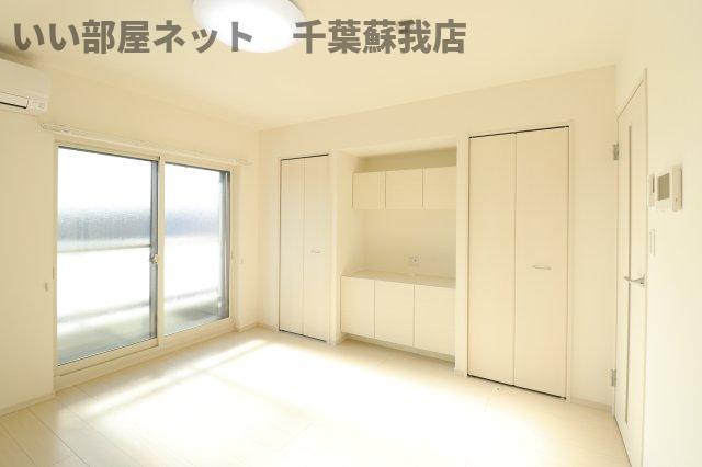 居室・リビング　白系で統一しているので全体がスッキリとまとまっています♪