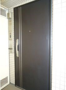玄関　ご見学予約受付中