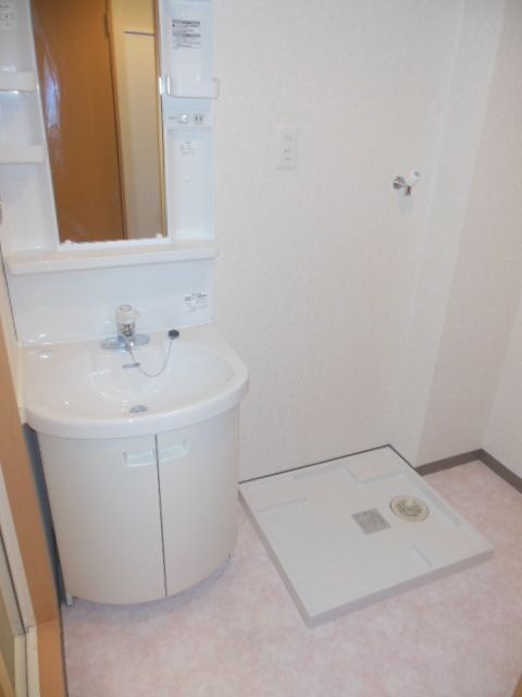 洗面設備　～独立洗面台だと毎朝楽ですよね～
