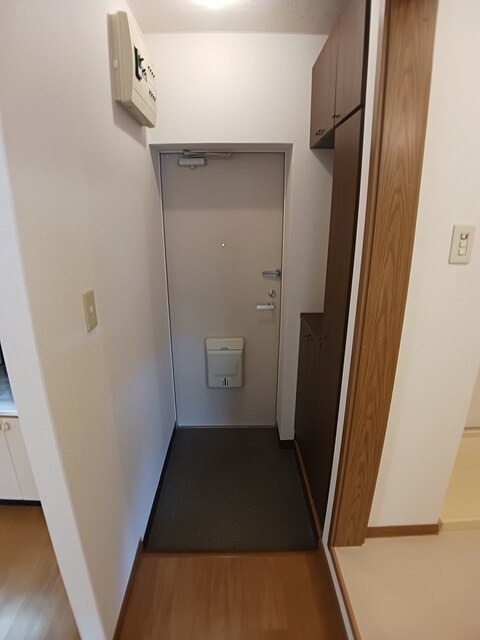 玄関　図面と現状に相違がある場合には現状を優先