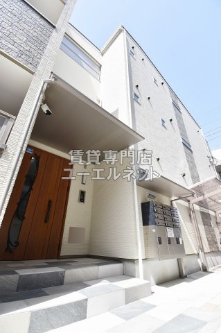 建物外観　2021年完成
