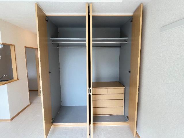 収納　クローゼット