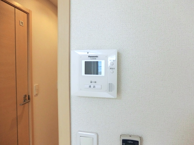 セキュリティ　★ＴＶモニターホンを設置しています。★