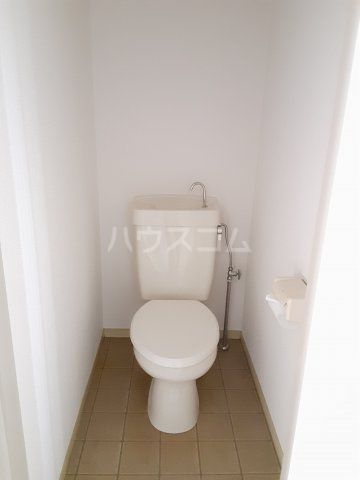 レジェンド若松のトイレ写真