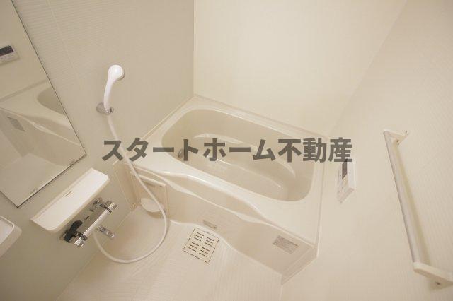 バス・シャワールーム　日々の疲れを癒すお風呂付です
