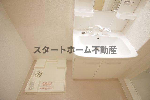 洗面設備　忙しい朝には欠かせない洗面所です