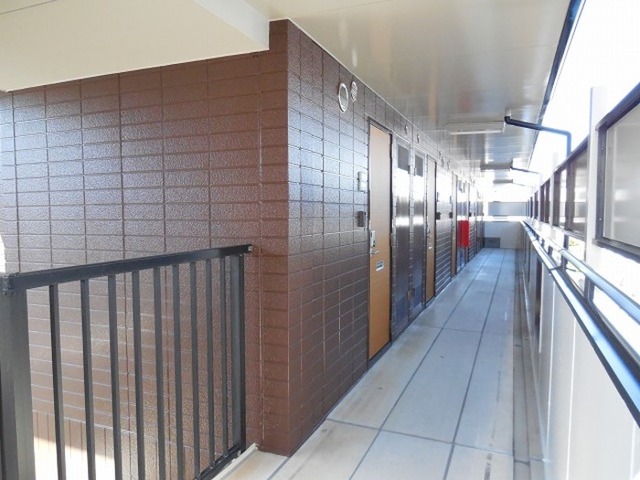 ロビー　３階共有廊下