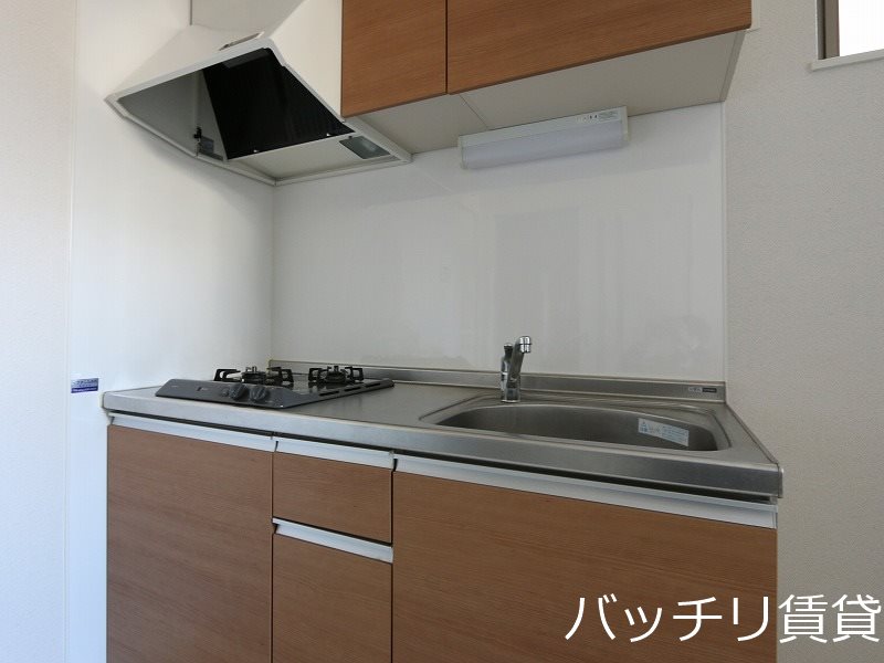 キッチン　別号室の画像。現況を優先します。
