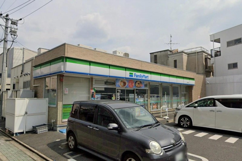 飲食店　支留比亜徳川店（飲食店）まで419m