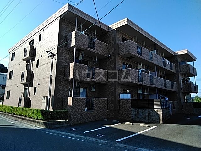 【エスポワールの建物外観】