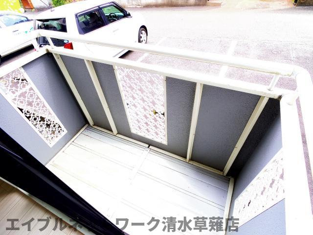バルコニー　落ち着いた時間を過ごせるバルコニーです