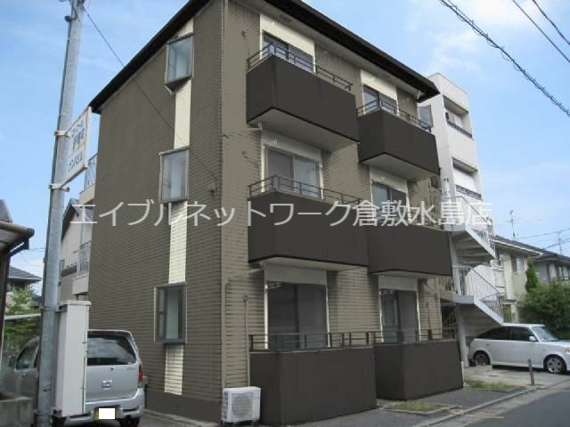 【CASA茶屋町の建物外観】