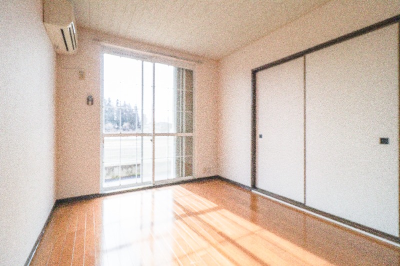 居室・リビング　図面と現状に相違がある場合には現状を優先