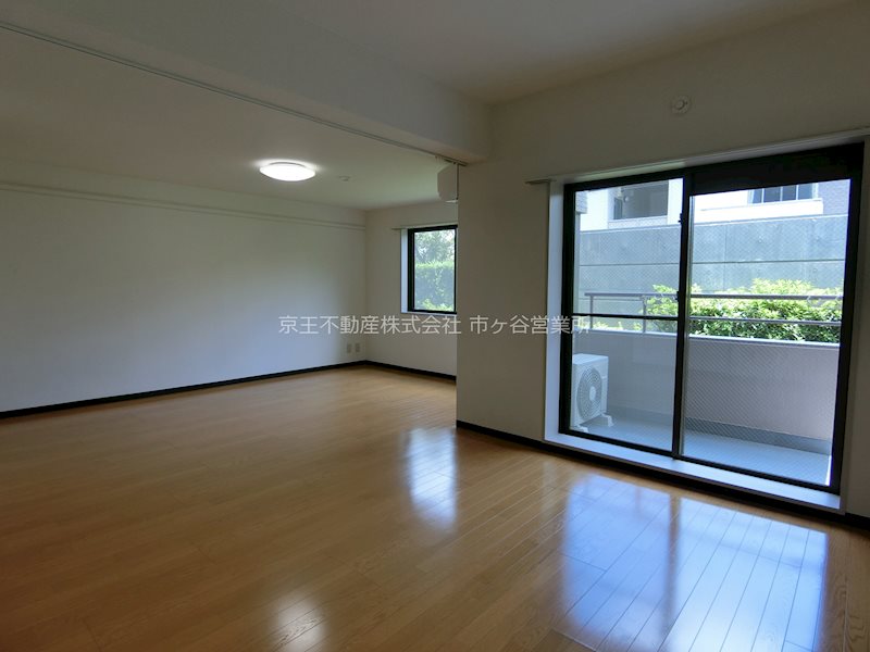 居室・リビング　開放感のあるワンルームタイプ