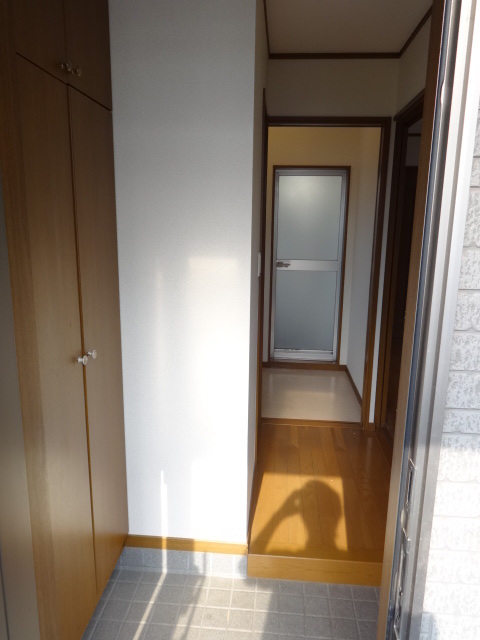 【T・Nアーバンの玄関】