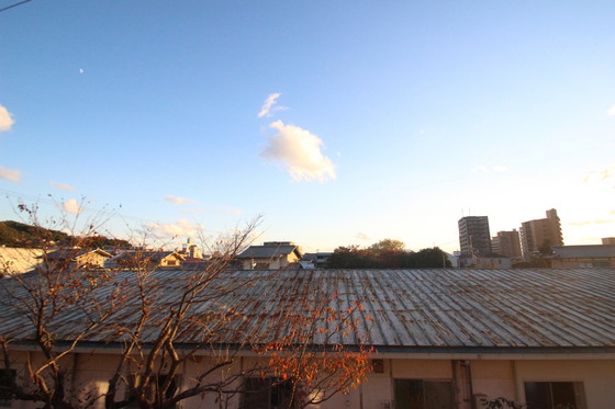 【広島市佐伯区八幡東のアパートの眺望】