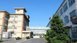 中学校　一宮市立中部中学校（中学校）まで1656m