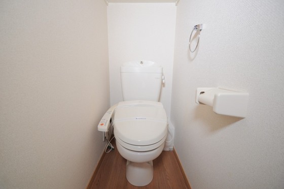 バス・シャワールーム　※別部屋の写真です