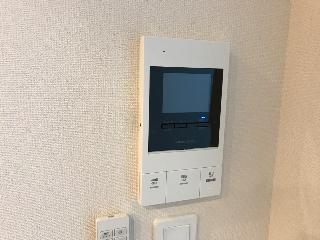 セキュリティ　カメラ付インターホン（イメージ）