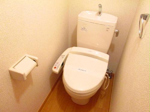 トイレ　清潔なトイレをご用意しております。