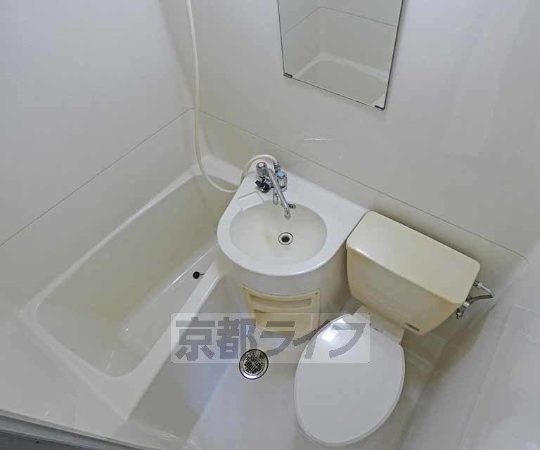 バス・シャワールーム　ユニットバスです。