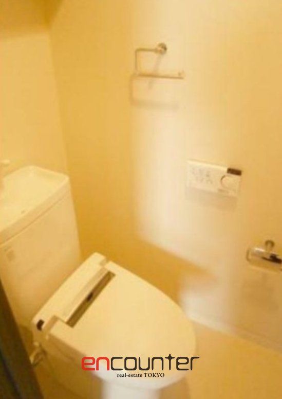 トイレ　※同マンション別室参考写真