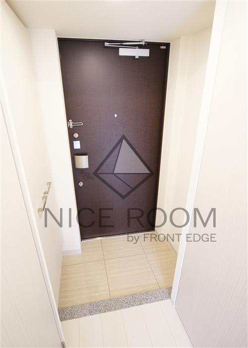 玄関　レジュールアッシュウエストレジス　玄関