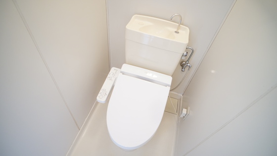 トイレ　シャワー付きトイレ