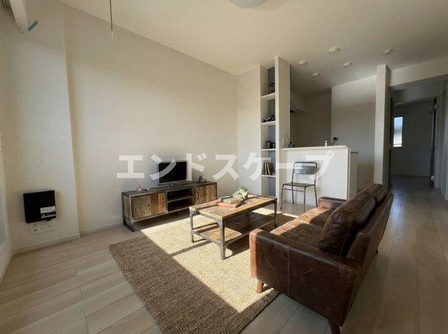 居室・リビング　家具はCGのイメージ画像になります。※実際に家具は付いており