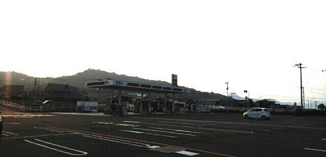 その他　ガソリンスタンドさん（その他）まで100m