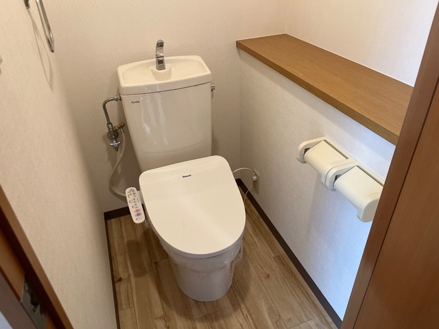 トイレ　シャワー付トイレ