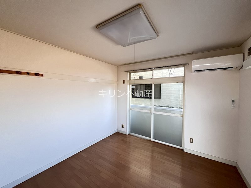 その他部屋・スペース　同建会社同モデル。床材及び建具の色や設備等は実際の室内にてご