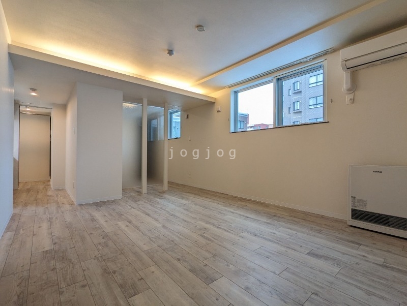 居室・リビング　同号室タイプ写真