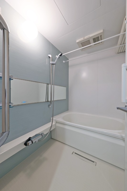 バス・シャワールーム　バスルーム