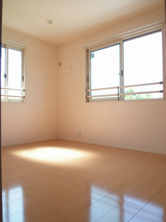 その他部屋・スペース　フローリングの室内です。