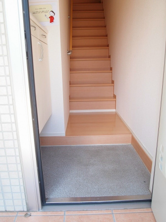 玄関　シューズボックス付きの玄関です。