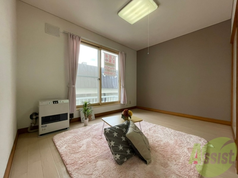 居室・リビング　広くてキレイな洋室が広がっていて、充実した生活が送れそう。