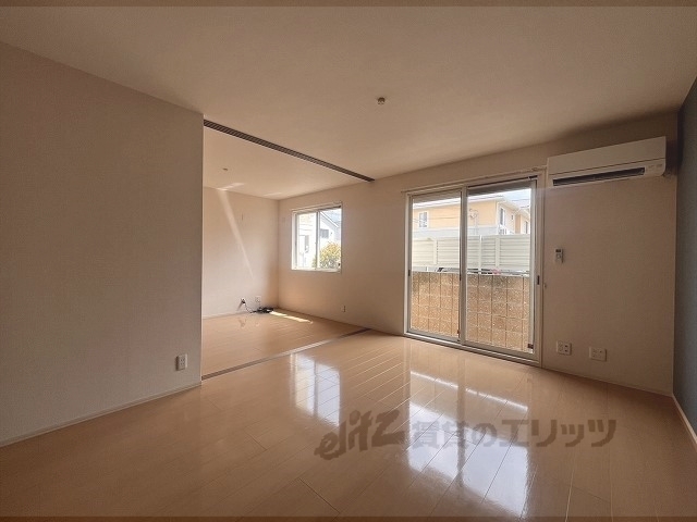 居室・リビング　リビング